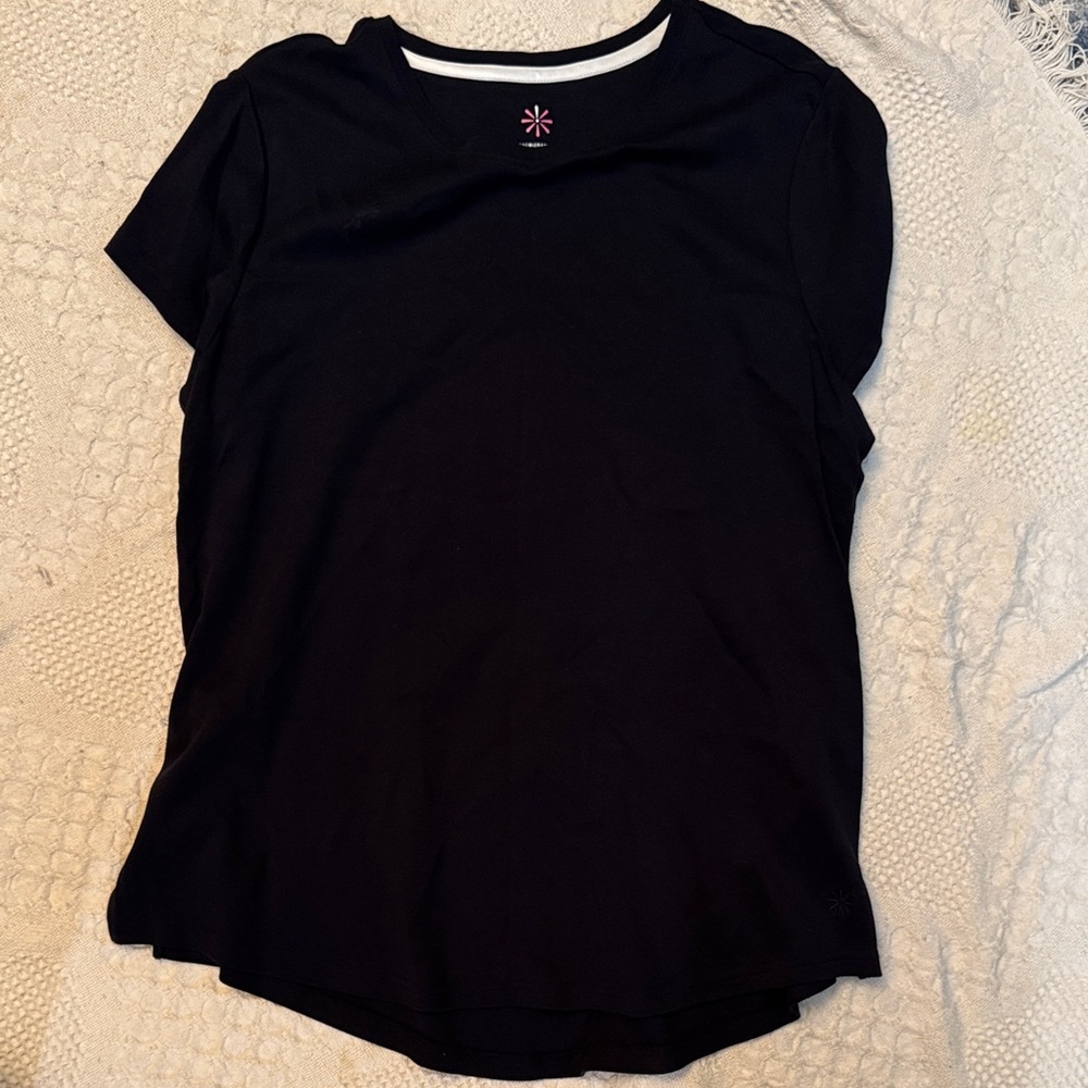 Isaac Mizrahi Black Short Sleeve Tee